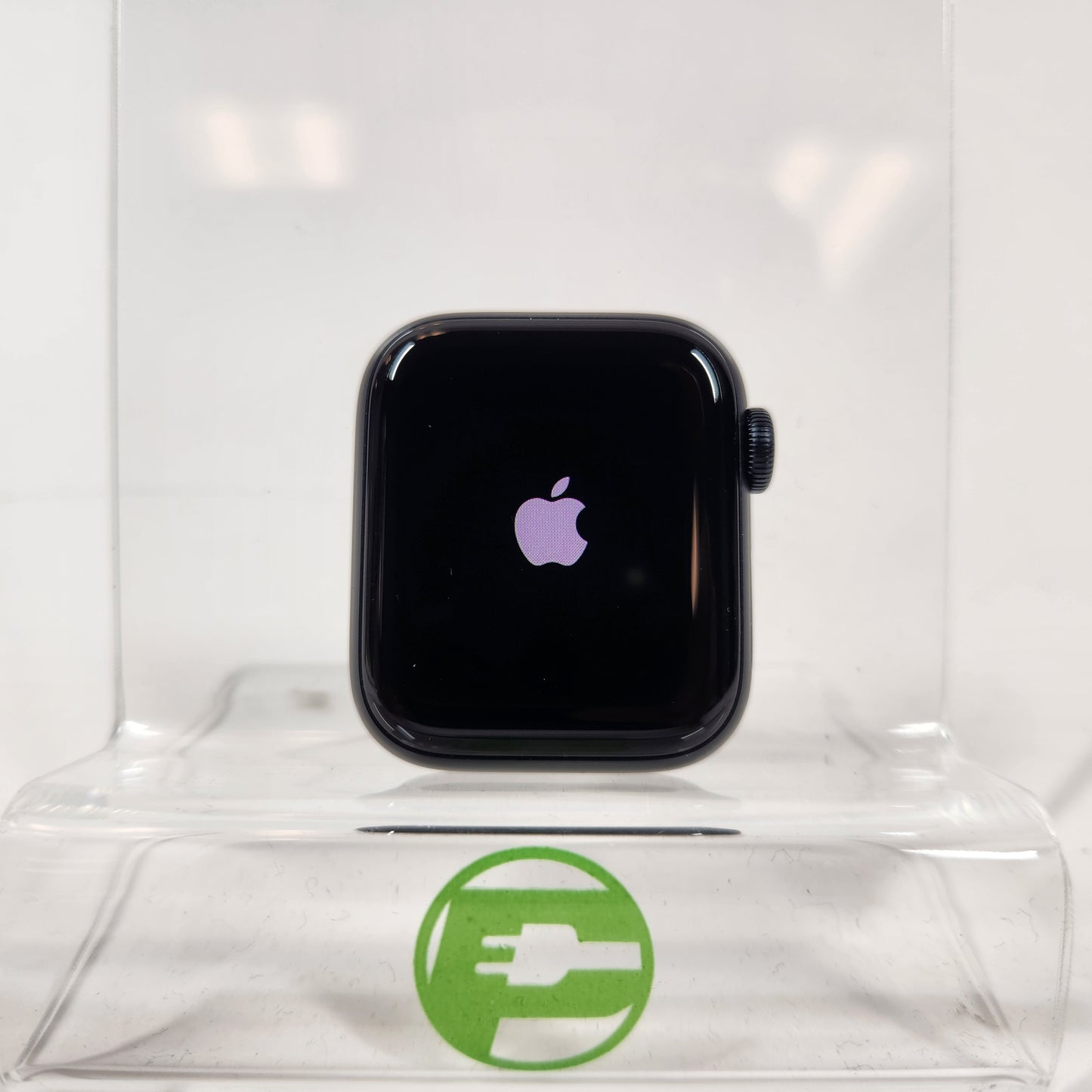 Unlocked Apple Watch SE 3 40MM Midnight Aluminum Black Sport Band MEP94LW/A