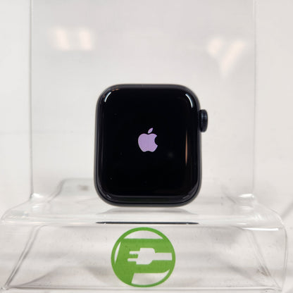 Unlocked Apple Watch SE 3 40MM Midnight Aluminum Black Sport Band MEP94LW/A