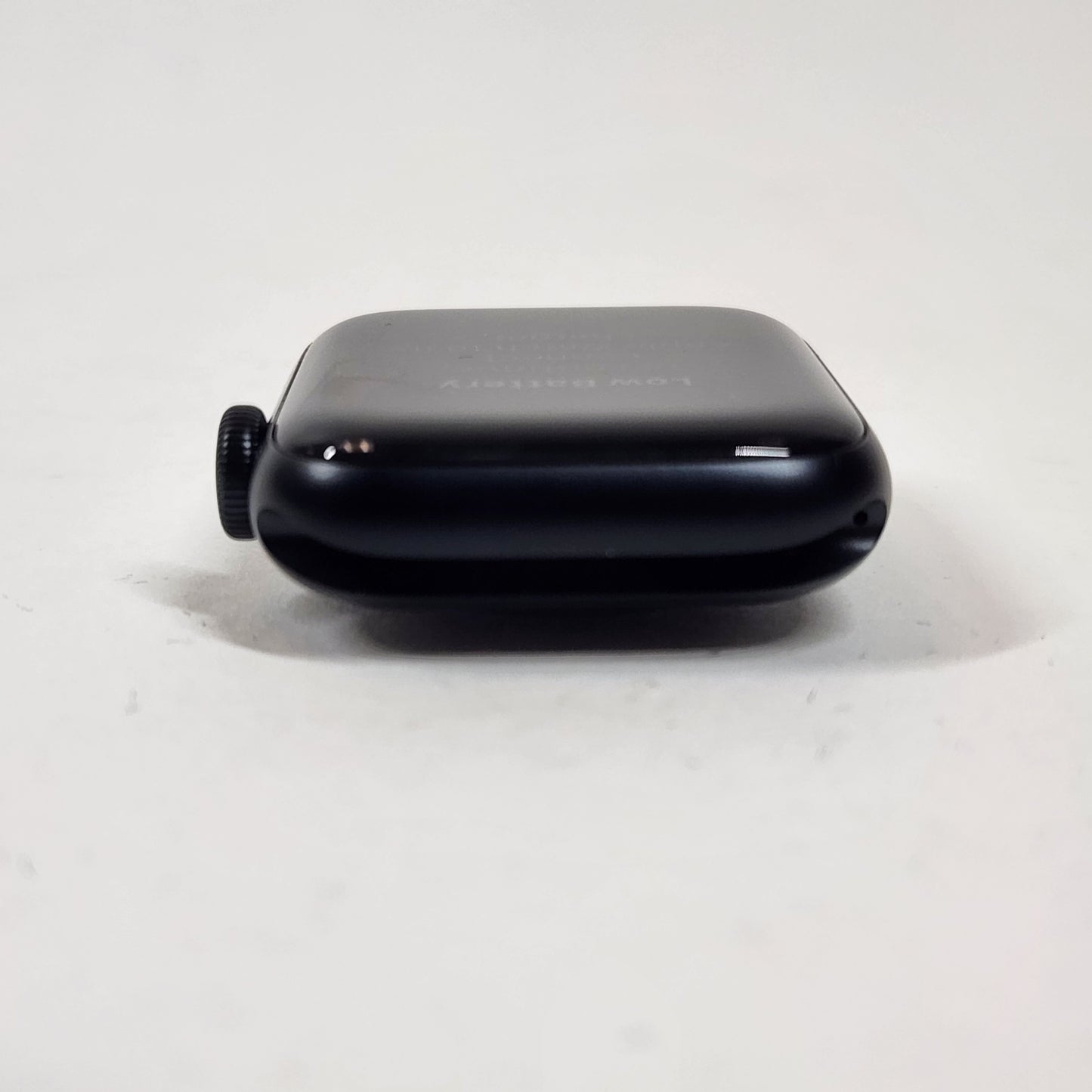 Unlocked Apple Watch SE 3 40MM Midnight Aluminum Black Sport Band MEP94LW/A