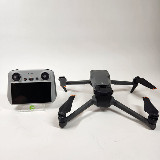 DJI Mavic 3 Classic 4K Quadcopter Camera Drone RM330
