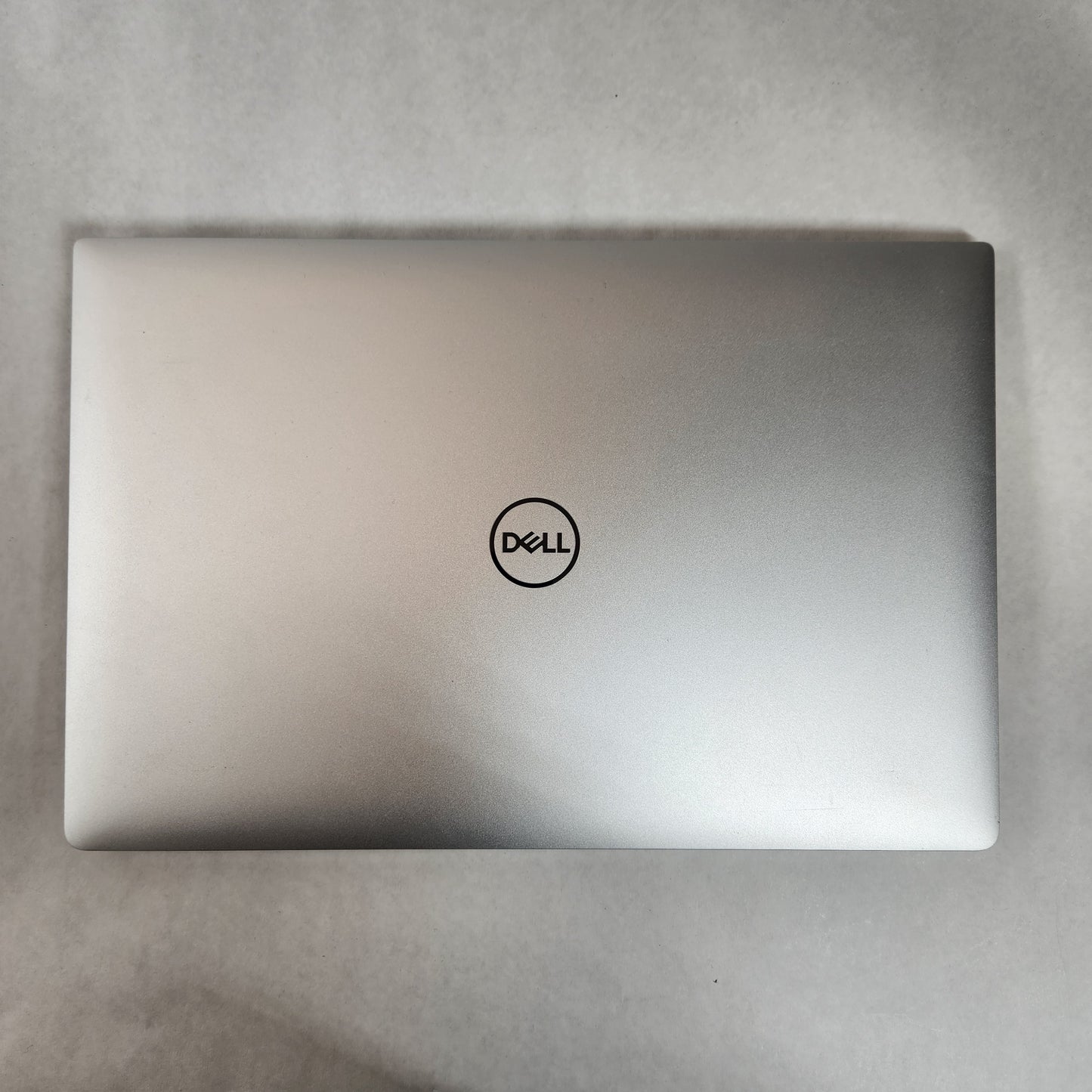 Dell XPS 9570 15" i7-8750H 2.2GHz 8GB RAM 256GB HDD GeForce GTX 1050 Ti Max-Q