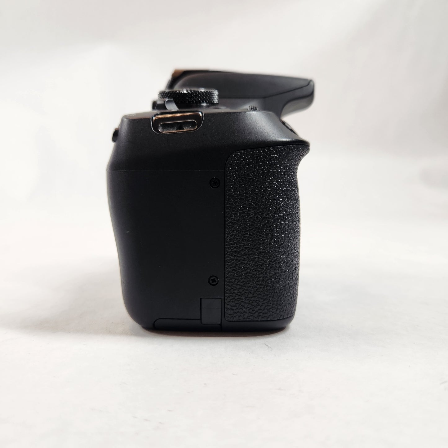 Canon EOS Rebel T7 24.1MP Digital SLR DSLR Camera