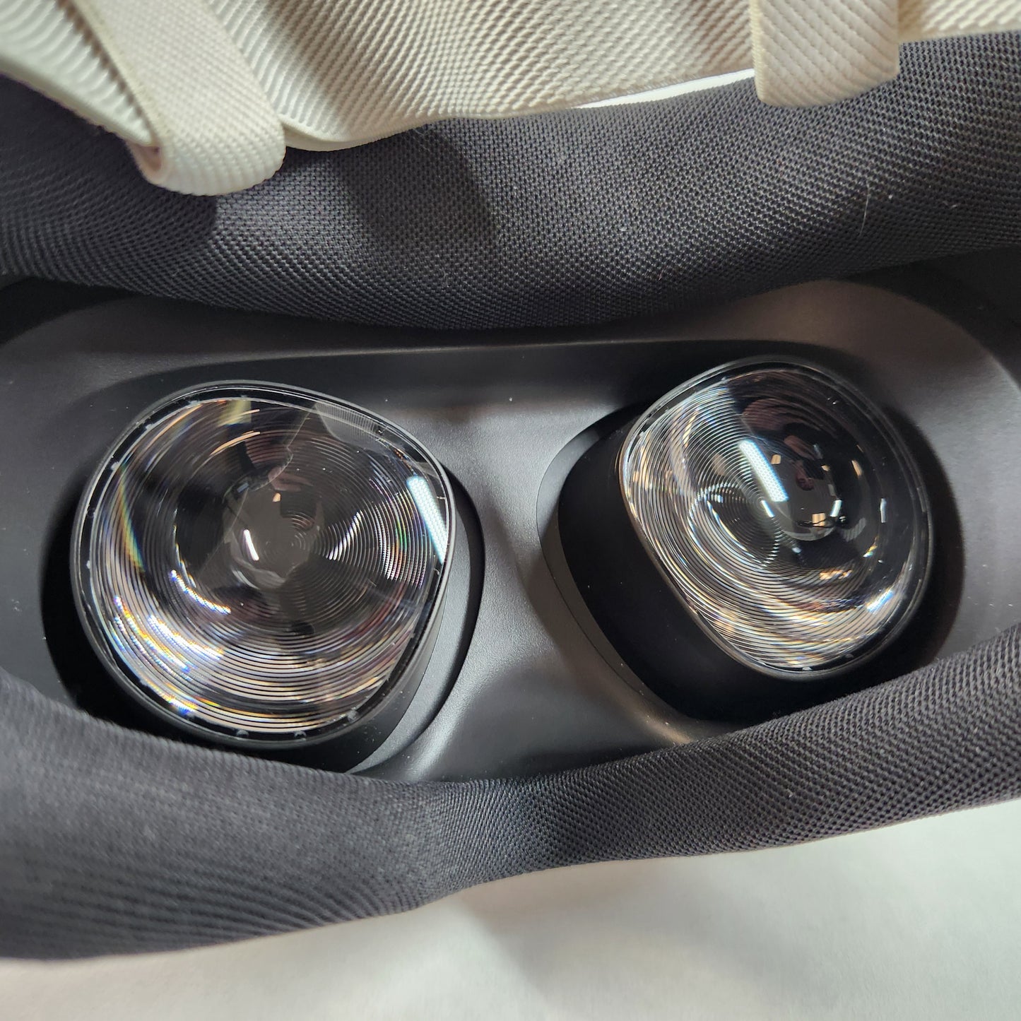 Meta Quest 3S 128GB Standalone All-in-One VR Headset P97