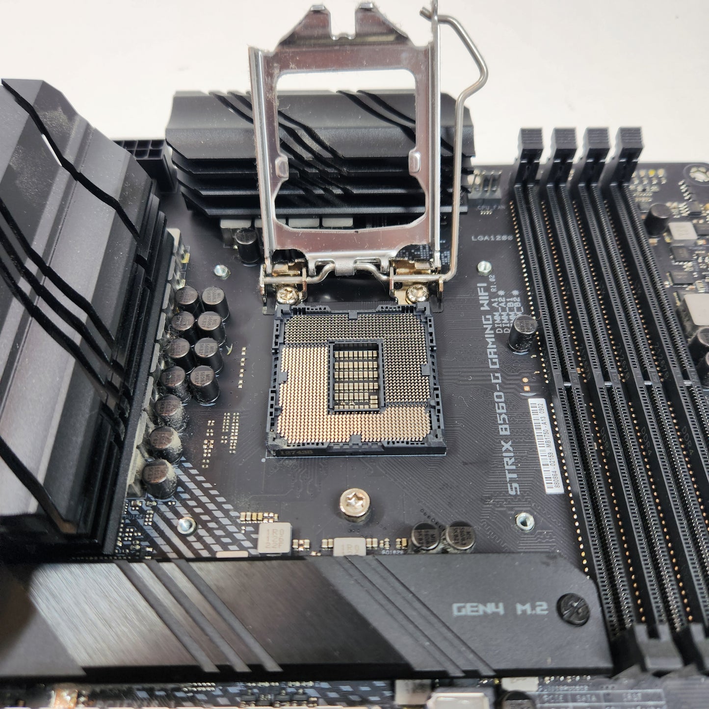 Asus ROG STRIX B560-G Gaming Wifi LGA 1200 ATX AMD DDR4 Motherboard