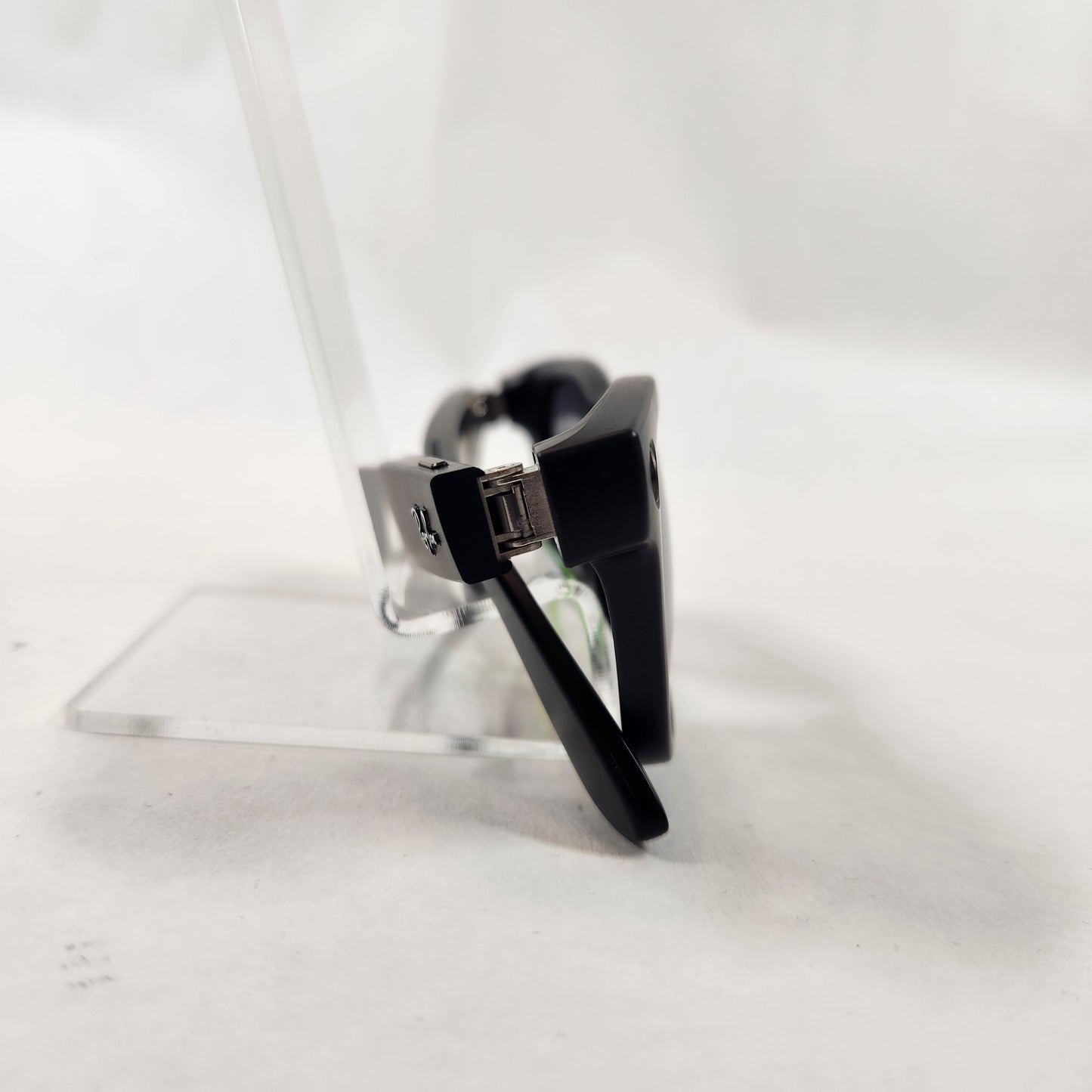 Ray-Ban Meta Wayfarer Smart Glasses 1AT2414A00