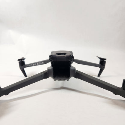 DJI Mavic 3 Pro FlyMore 4K Quadcopter Camera Drone CP.MA.00000654.01