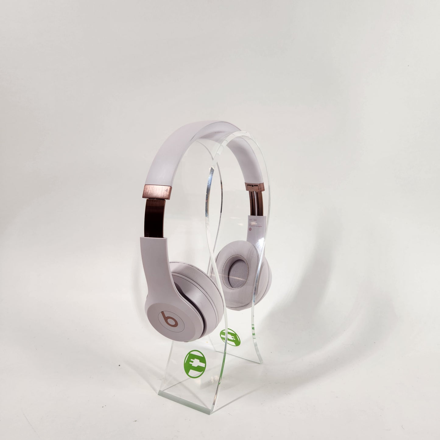 Beats Solo4  Wireless On-Ear Bluetooth Headphones Cloud Pink A3140