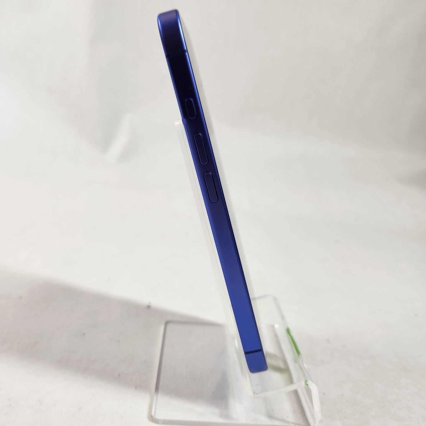 Unlocked Apple iPhone 16 128GB Ultramarine NYAT3LL/A